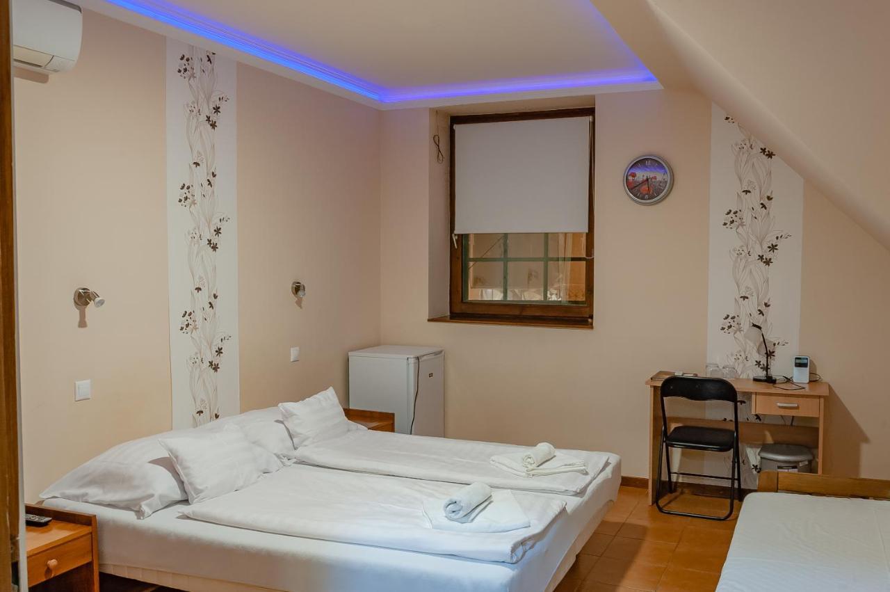 Bastya Hotel Мако Екстер'єр фото